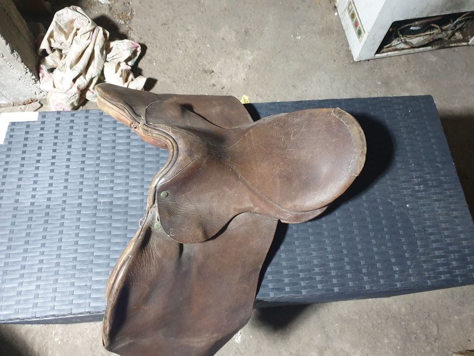 Седла и принадлежности