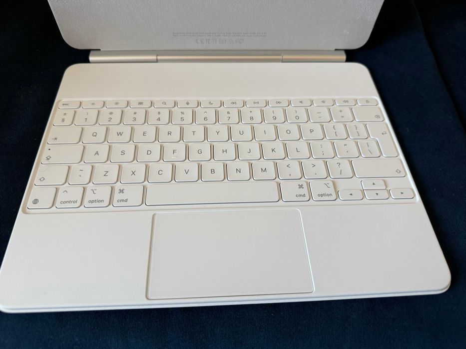 Magic Keyboard iPad Air 13" M3/M4 A3340