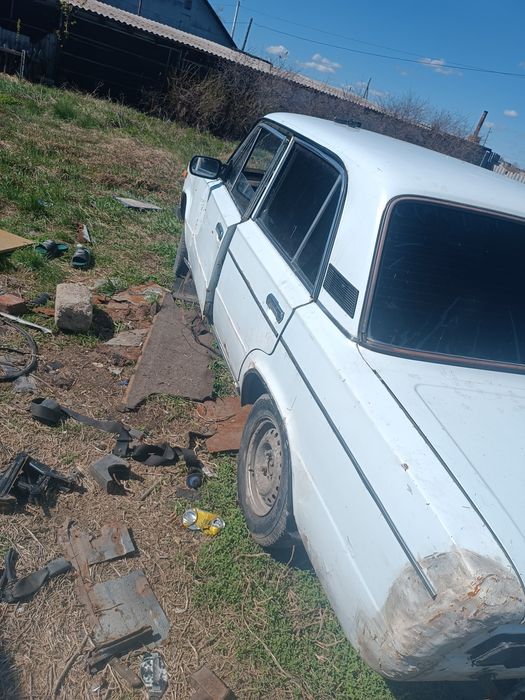 Продам ваз 2106 .