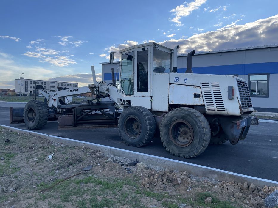 Продам Автогрейдер XCMG 180!