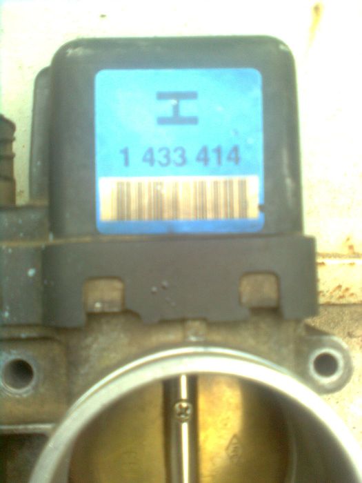 Дроссельная заслонка BMW e39.