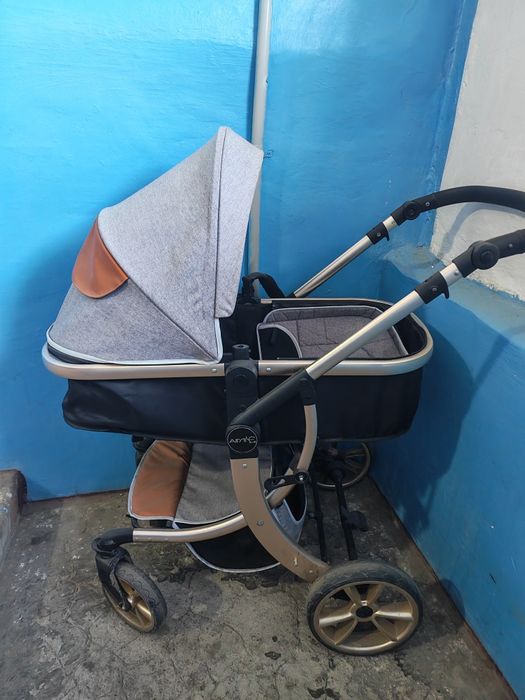 Продам детскую каляску