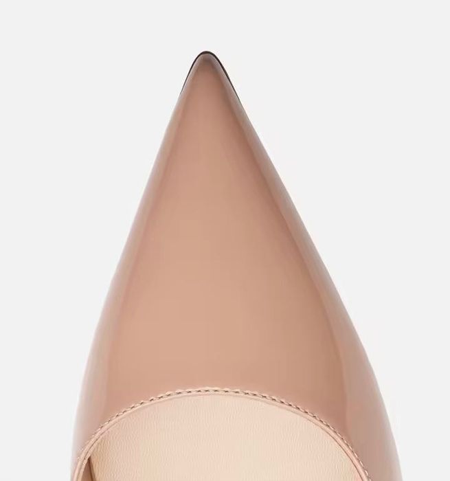 Стилни обувки в бежово