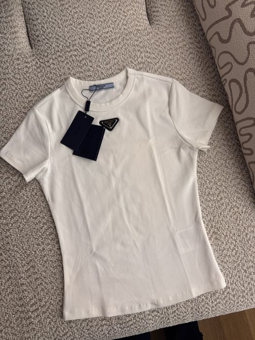 Футболка Prada с логотипом