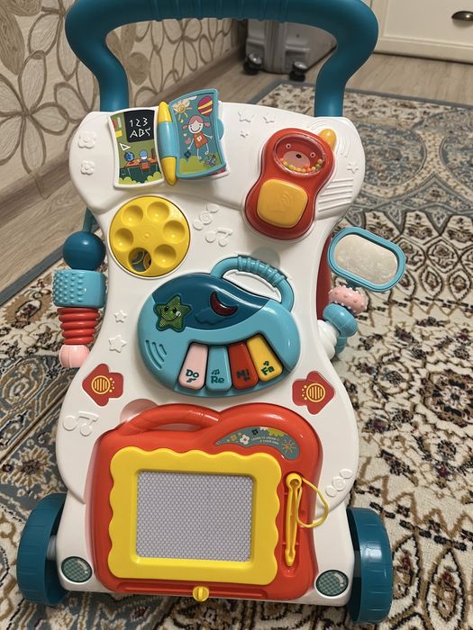 Продается ходунок каталка