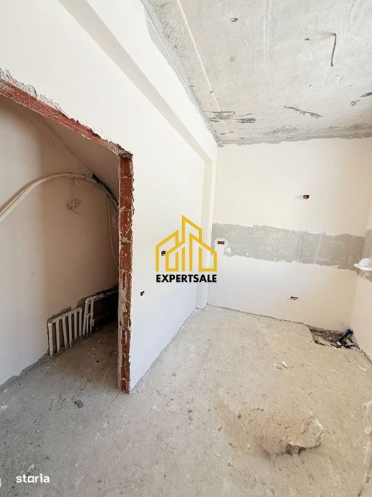 Triplex Modern-120Mp Utili/Curte Privata 110Mp/Metrou 15 Minute