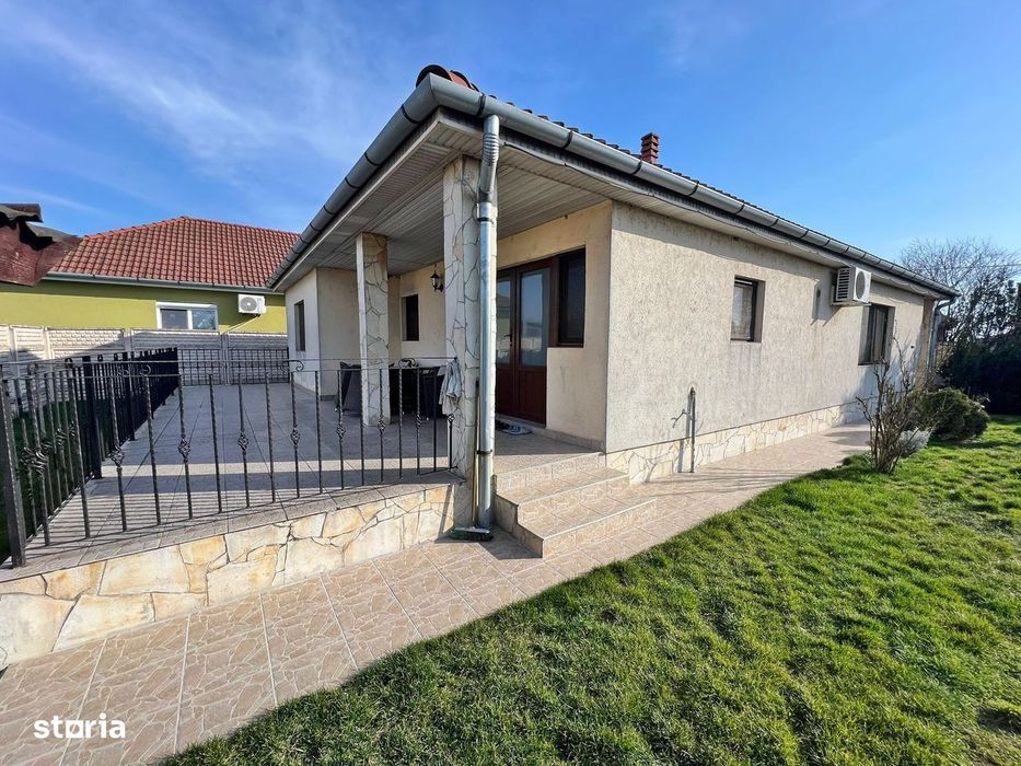 Casa in Santion, Bihor, teren 520 mp, 4 camere, 2 bai, garaj – VANZARE