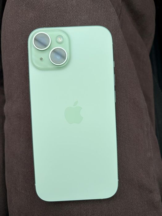 De vânzare iPhone 15