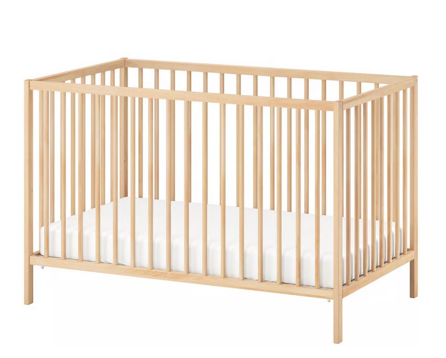 Patut Ikeea cu saltea