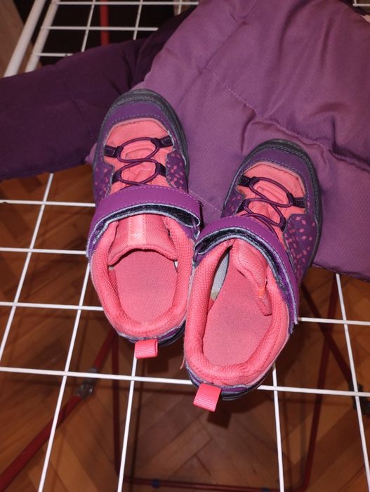 Яке  и маратонки Decathlon