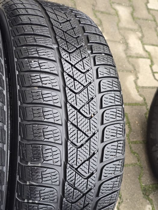 215 55 17 Pirelli