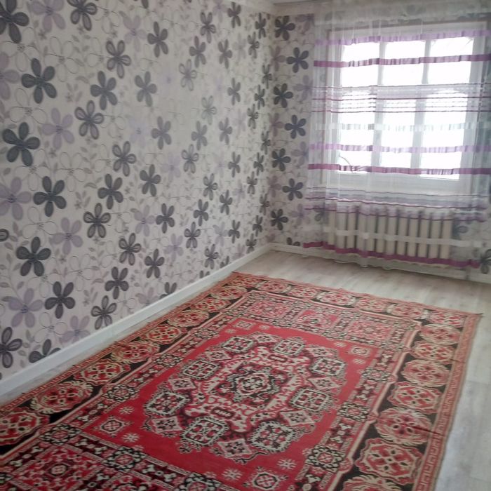 Продам квартиру 3-х комнатную.