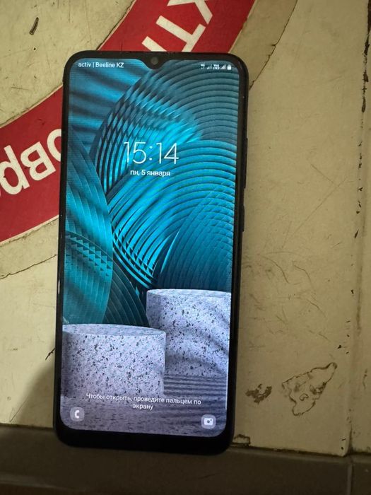 Продам телефон 23000тенге самсунк