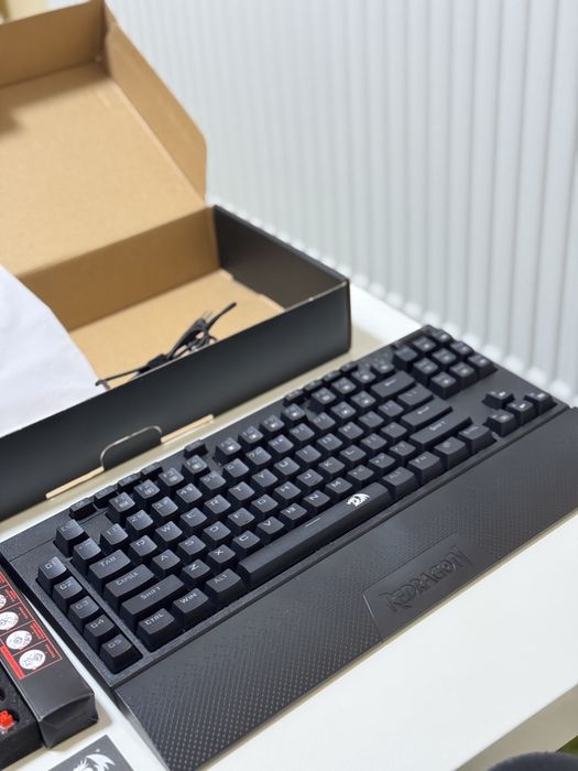 Tastatura Redragon Vishnu