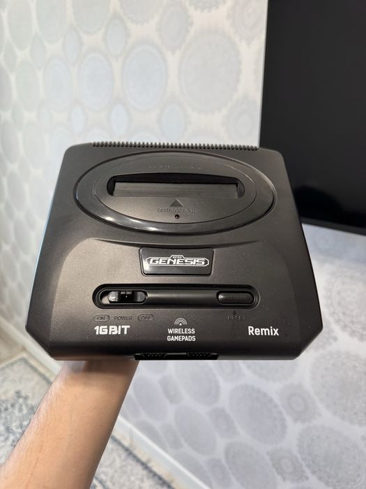 Retro Genesis Remix Wireless 8+16Bit + 600 игр