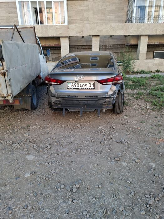 Продам машину Huinday Elantra