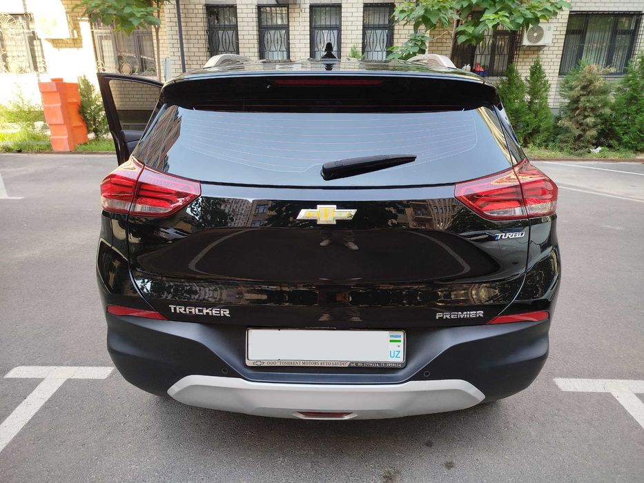 TRACKER 2 PREMIER, 2023 г.в. BLACK, пробег - 42,300km (без ДТП)