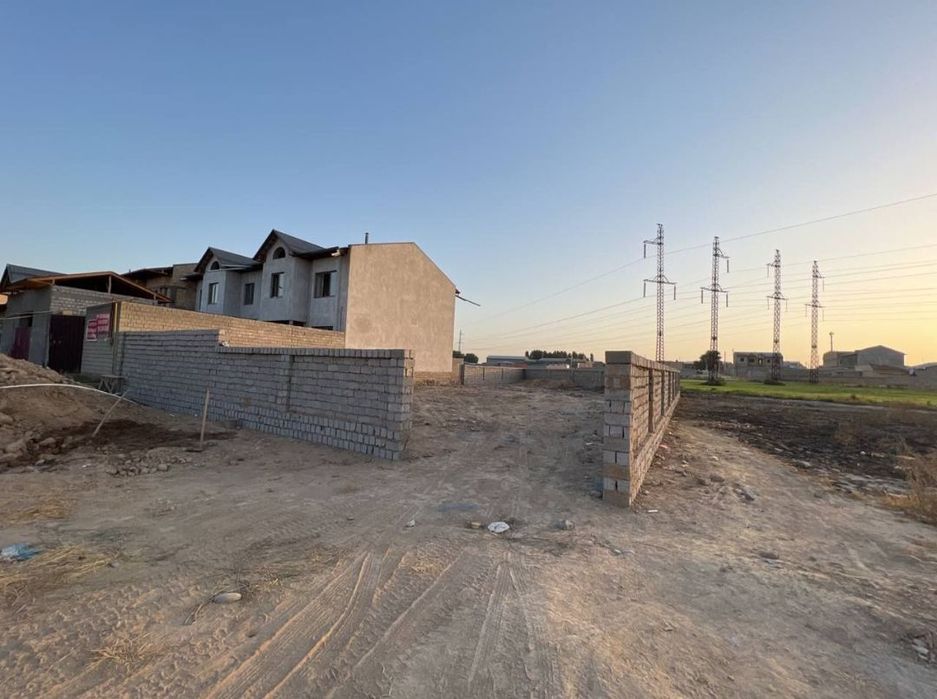 Курук ер сотилади. Мехнат, Кизгалдок  6  сотик,  у́зимники