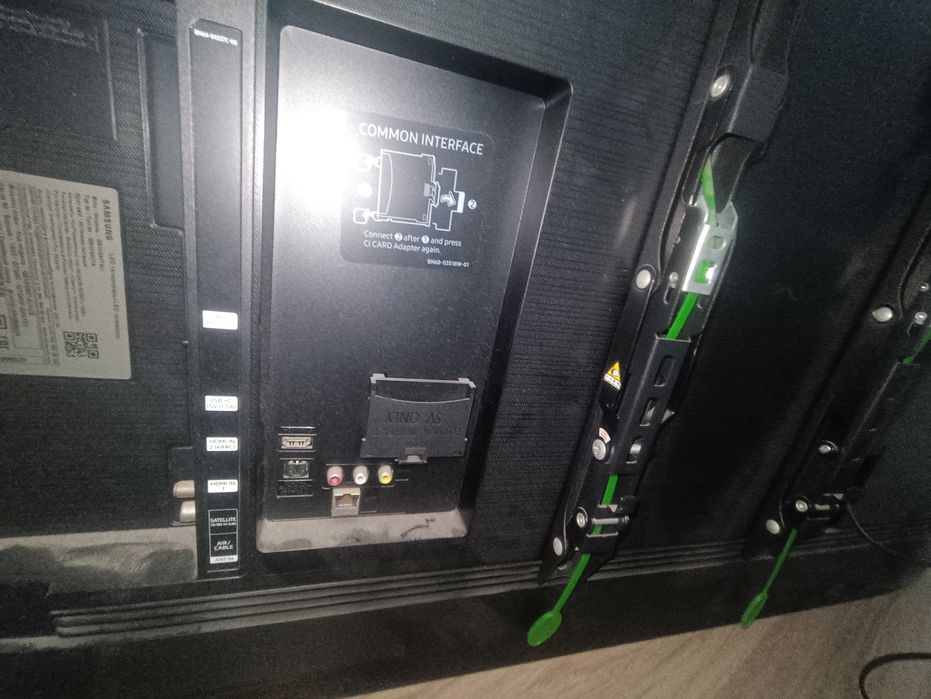 Телевизор Самсунг ураган, сатамын теледидар.