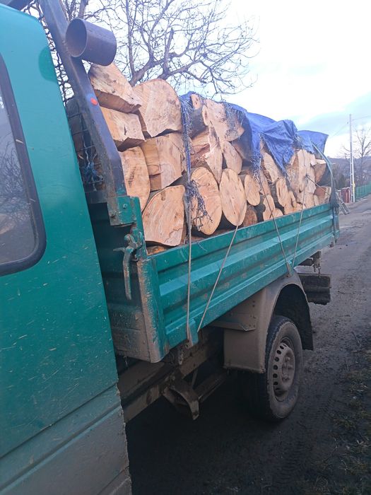Vând lemn de foc pentru mai multe detalii