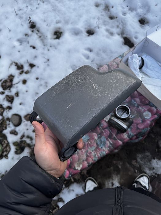 Подлокотник бмв е46