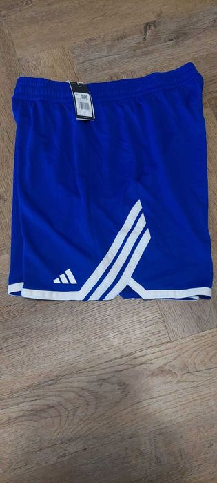 Pantalon scurt Adidas