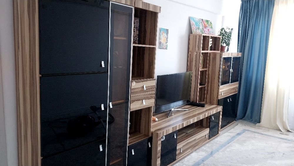 Стенка горнитур в отл сост