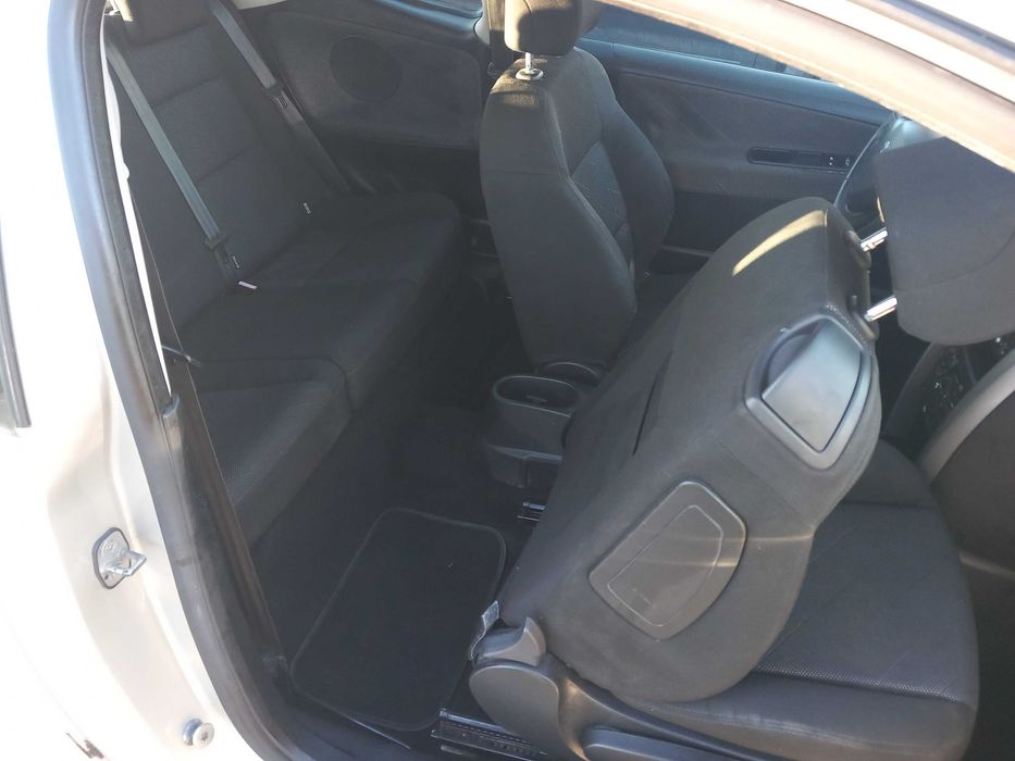 Продавам Пежо 207 1.4 бензин-газ