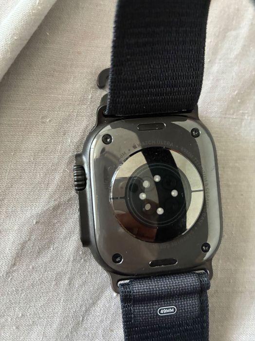 Apple Watch Ultra 3 чисто нов, само е пробван