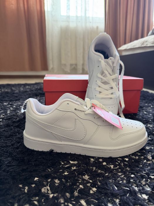 Маркови обувки маратонки, кецове