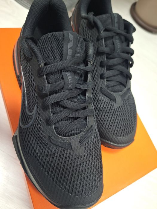 Adidasi nike m air max alpha trainer 6 mărimea 41