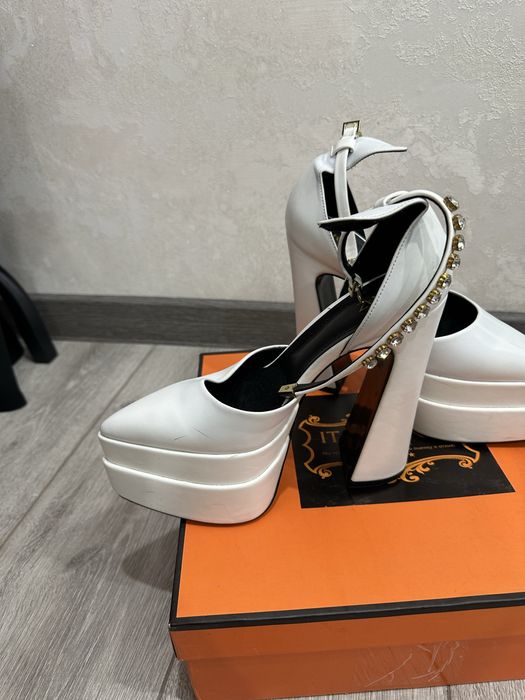 Белые туфли 35-36рр