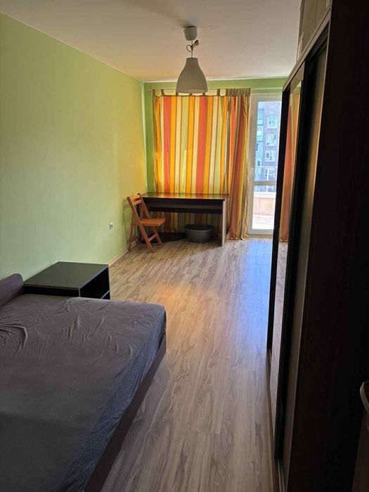 Дава се под наем Тристаен апартамент в София, Изток - 80 кв.м за 817.53 € - Снимка #3