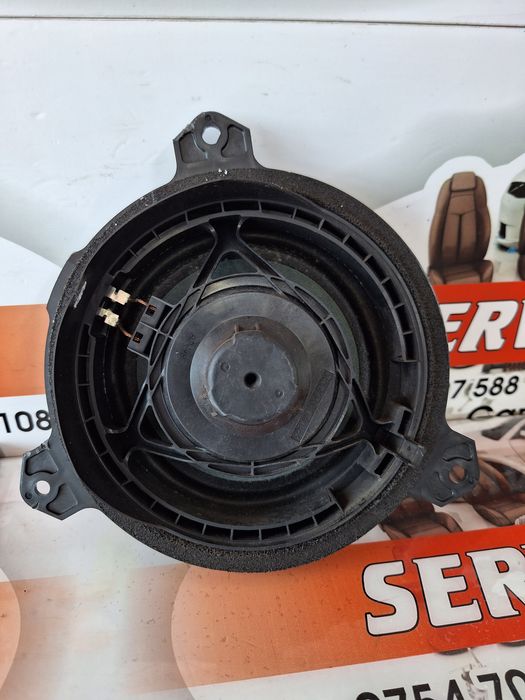 boxa toyota prius c (2012->) 1.8 hybrid 2015