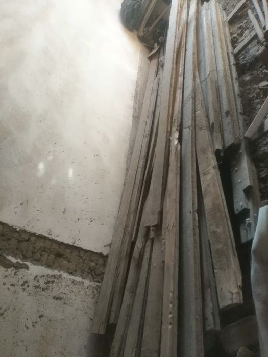 Пол тахта Страпила
4 метрли. Страпила олтита. 5ярим метрли брус