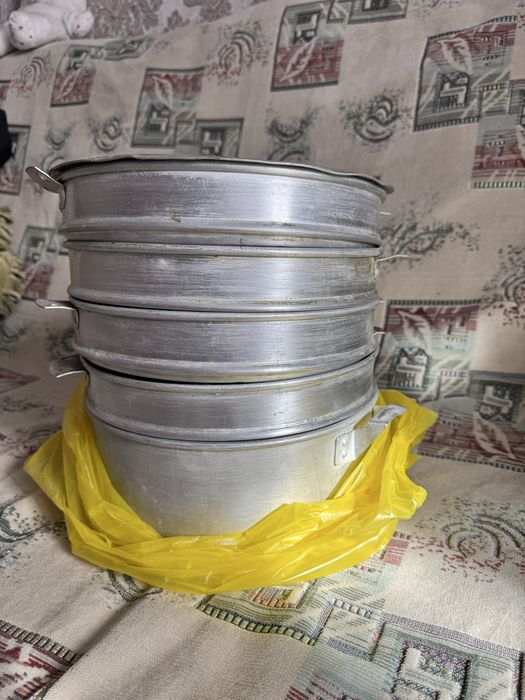 Продам (Советскую) мантоварку