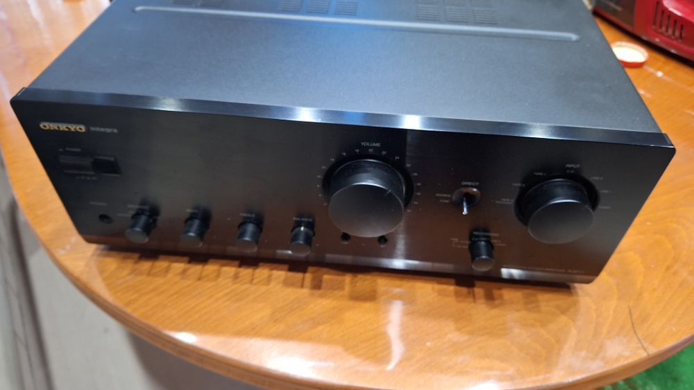 Onkyo integra a 9711