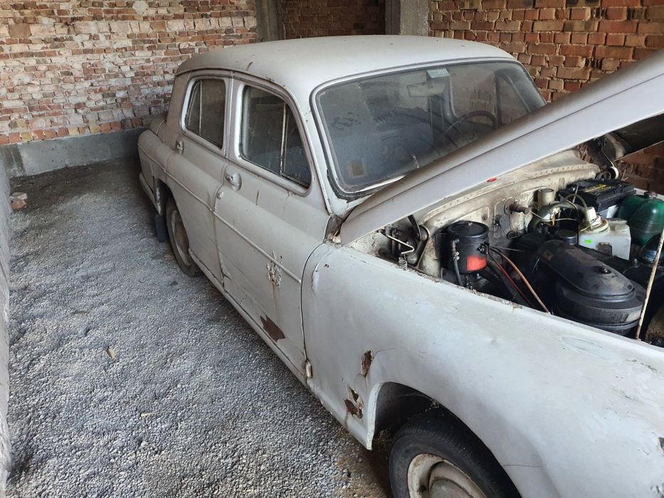 Варшава 223 в движение с регистрация