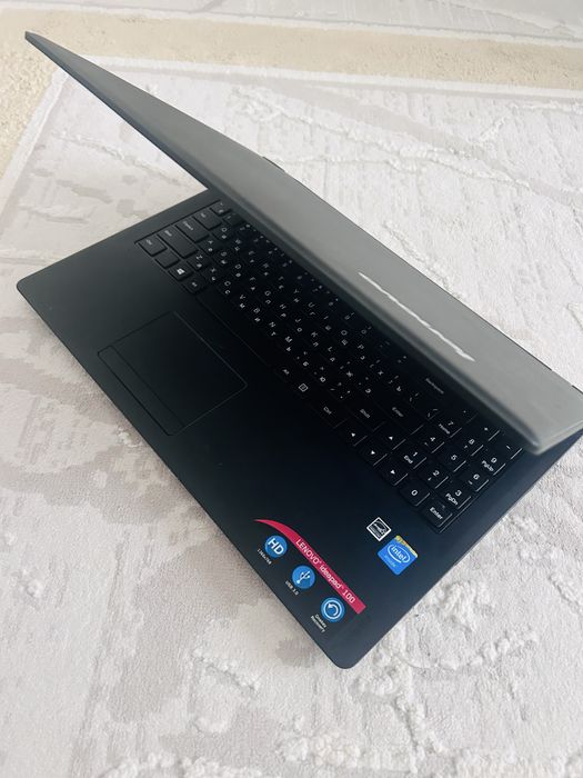 Продам ноутбук lenovo