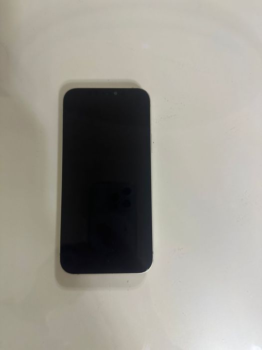 iPhone 12 128gb.