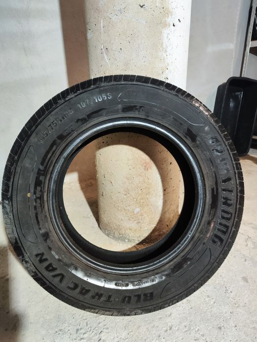 Гуми за бус 6 брой Armstrong Blu-Trac Van 195/75 R16C