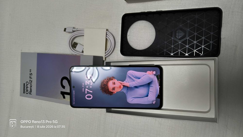 Se vinde Oppo Reno12 FS, 12GB RAM, 512GB, 5G