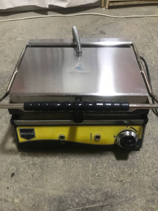 Tostir aparat Remta yengide