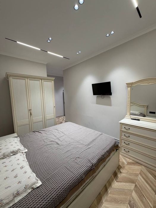 Сдаётся на аренду своя квартира.