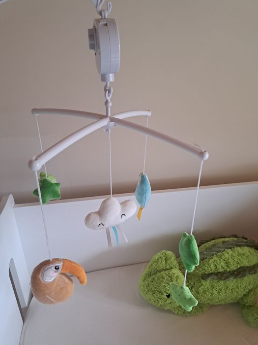 Музикална въртележка за кошара