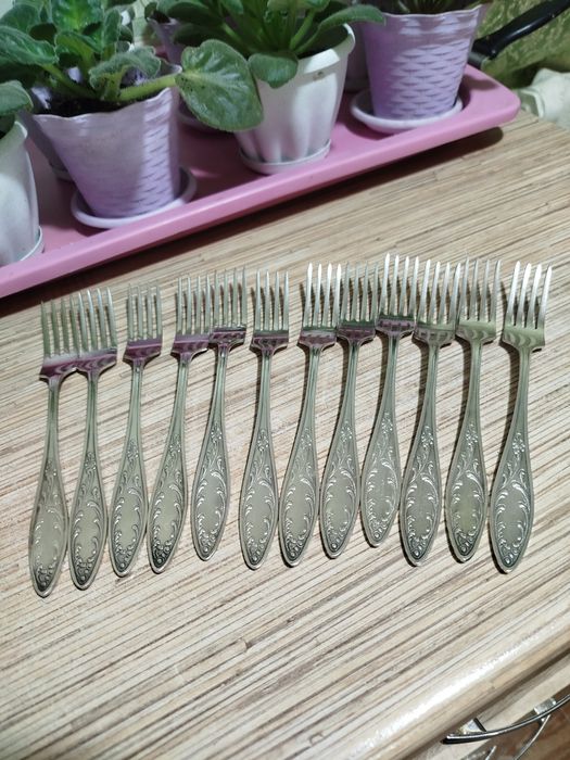 Столовые приборы из мельхиора