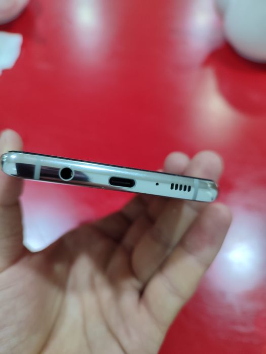 Samsung S10 5G  .