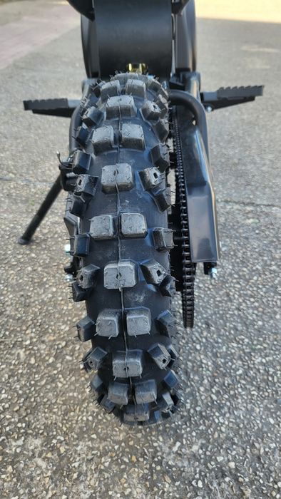 Vând motocicleta electrica copii