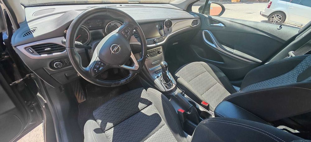 OPEL ASTRA K - Anul 2019