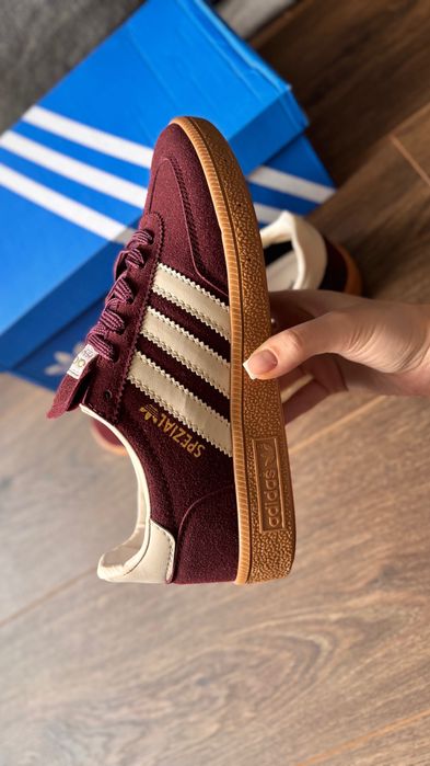 Adidas Handball SPEZIAL bordaux нови